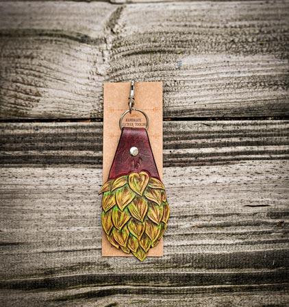 Hilltop-Heritage-Shop-Schluesselanhaenger-Keychains-Leather-Tooling-Hopfen-Bayern-Bavaria